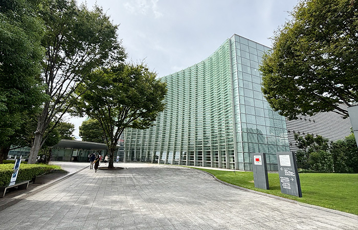 新国立美術館でのイワコーの展示風景